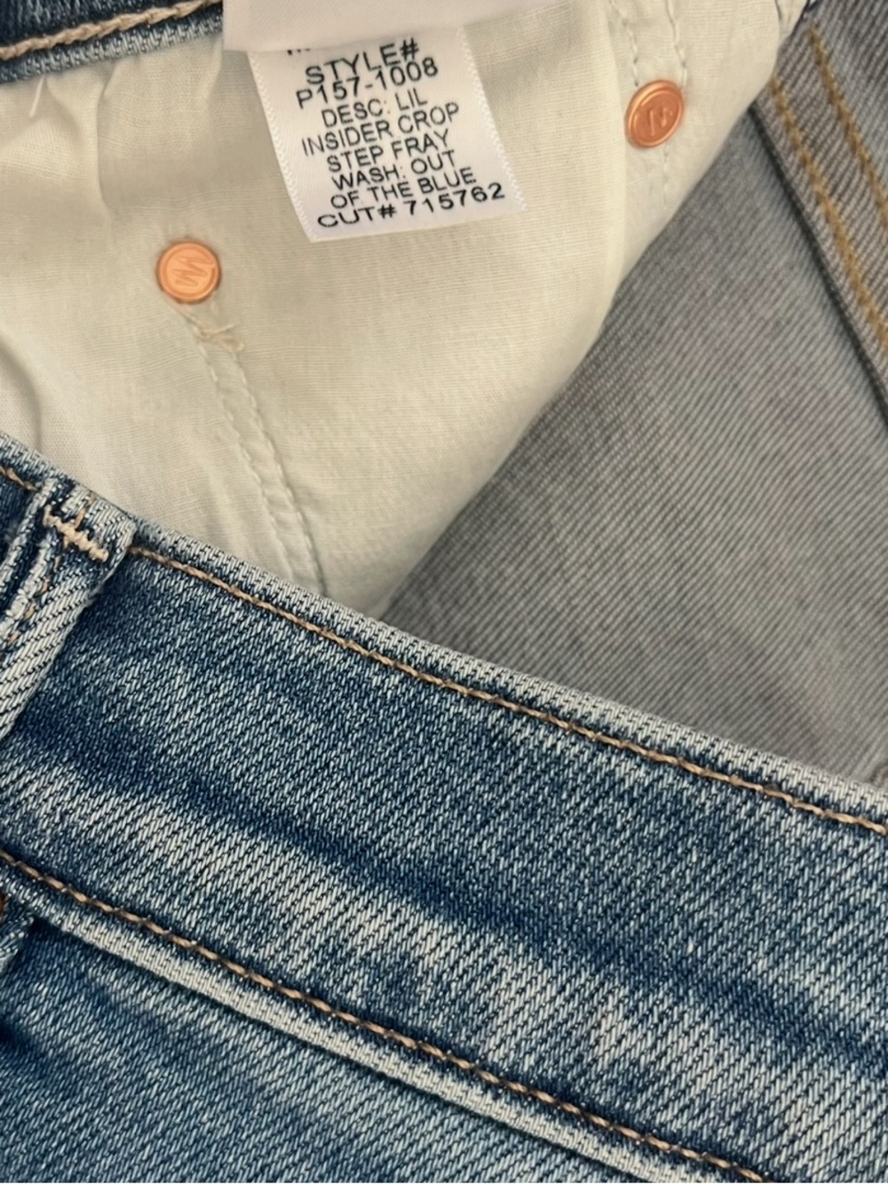 MOTHER Lil’ Insider Crop Step Fray Jeans Petite Out Of The Blue Size 27 - Picture 10 of 16